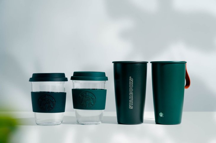 Starbucks® Essentials Matte Green